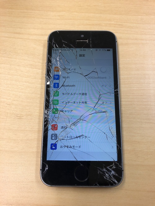 液晶破損放置は要注意！！