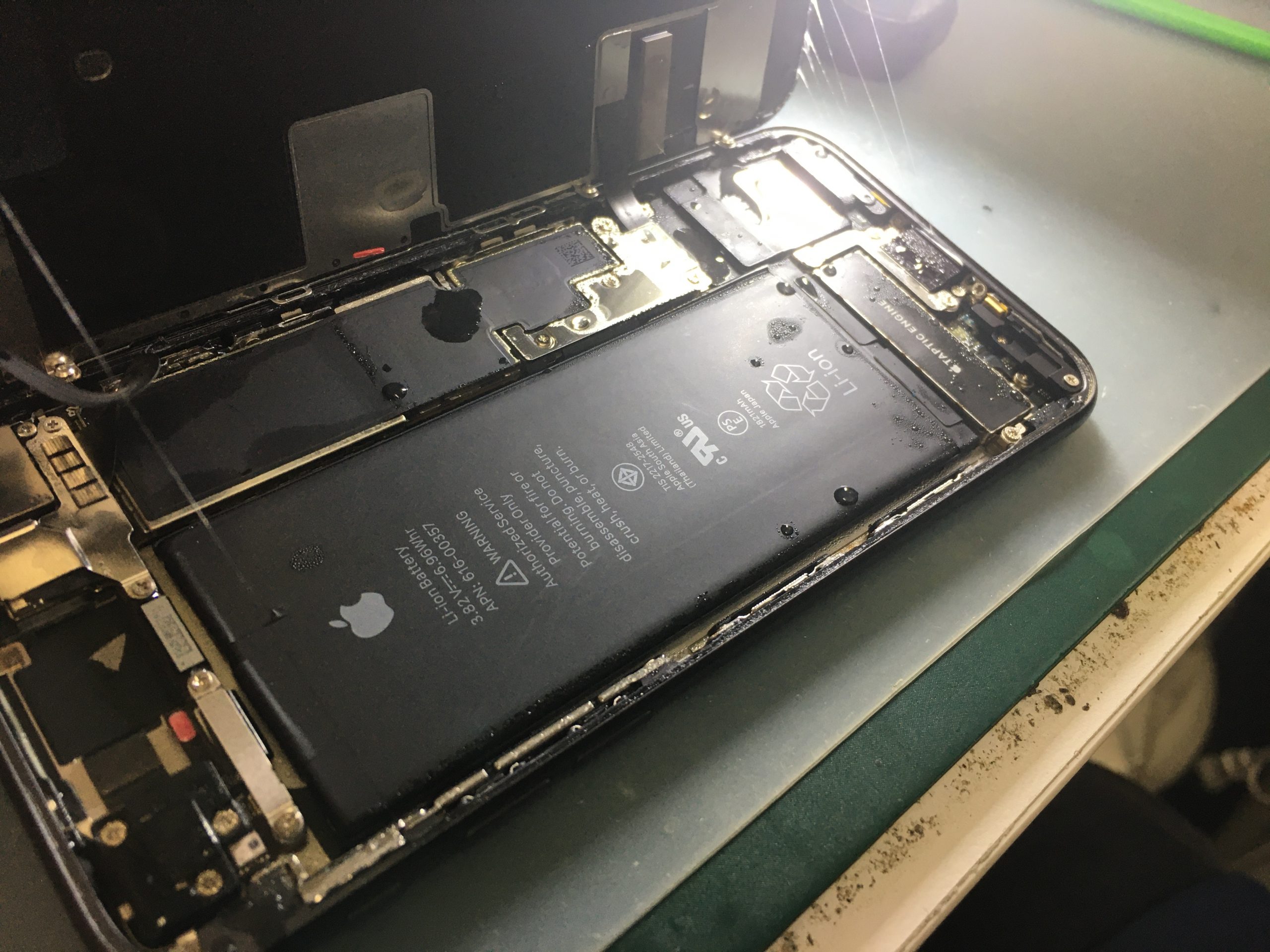 気温変化や使用環境でiPhoneが壊れる？何気ない動作が招く故障。