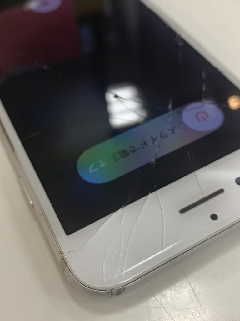 ガラス割れ修理は最短３０分で即日修理対応してます！