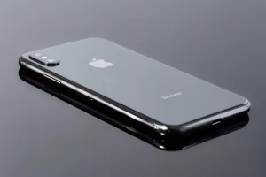iPhoneのケーブル破損