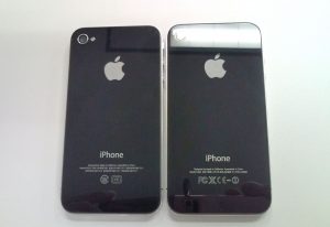 iPhone4本体の裏面に技適マークがあった