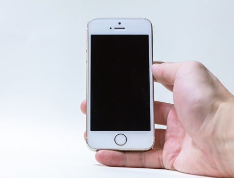 iPhoneのFACE IDと指紋認証の精度比較