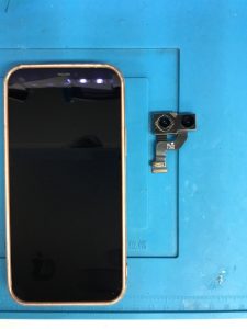 アウトカメラがブレる！？1時間で修理可能。