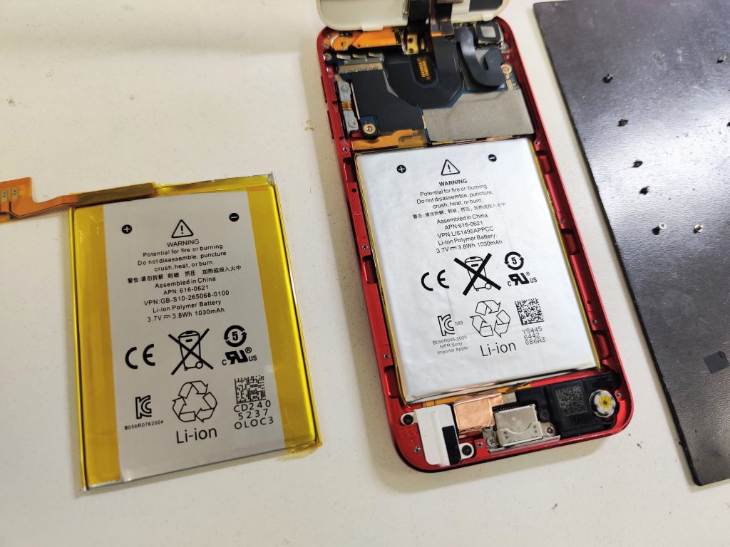 iPod touchの画面が膨らんできた！？