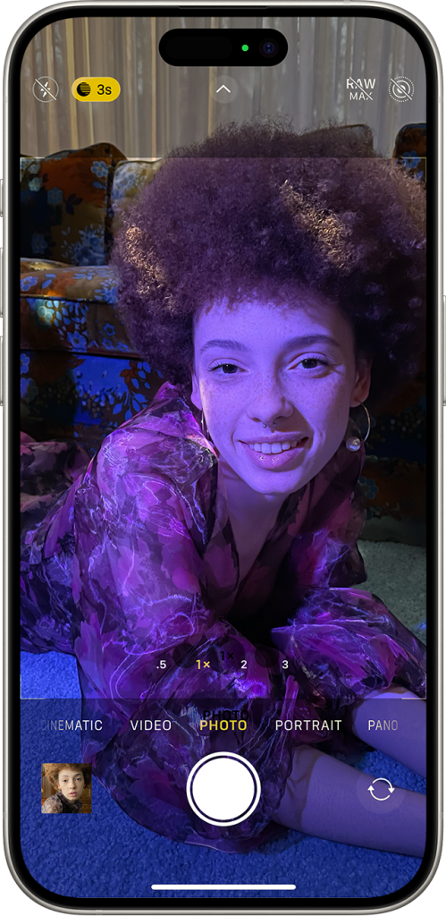 暗い場所でもナイトモードで写真が撮れる！