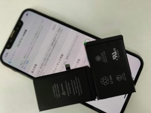 iPhoneバッテリーが膨張！？予防策や膨張した際の処置方法をご紹介！