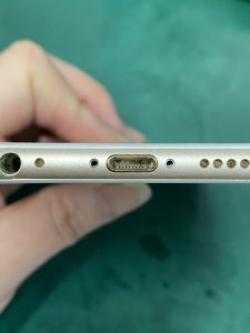 充電の反応が悪い。反応しない。