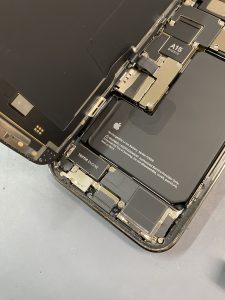 iPhoneスピーカーが壊れたときの対処法：修理か交換か？