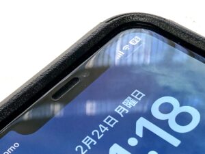 インカメラがぼやけるiPhoneユーザー必見！原因と簡単な対策方法